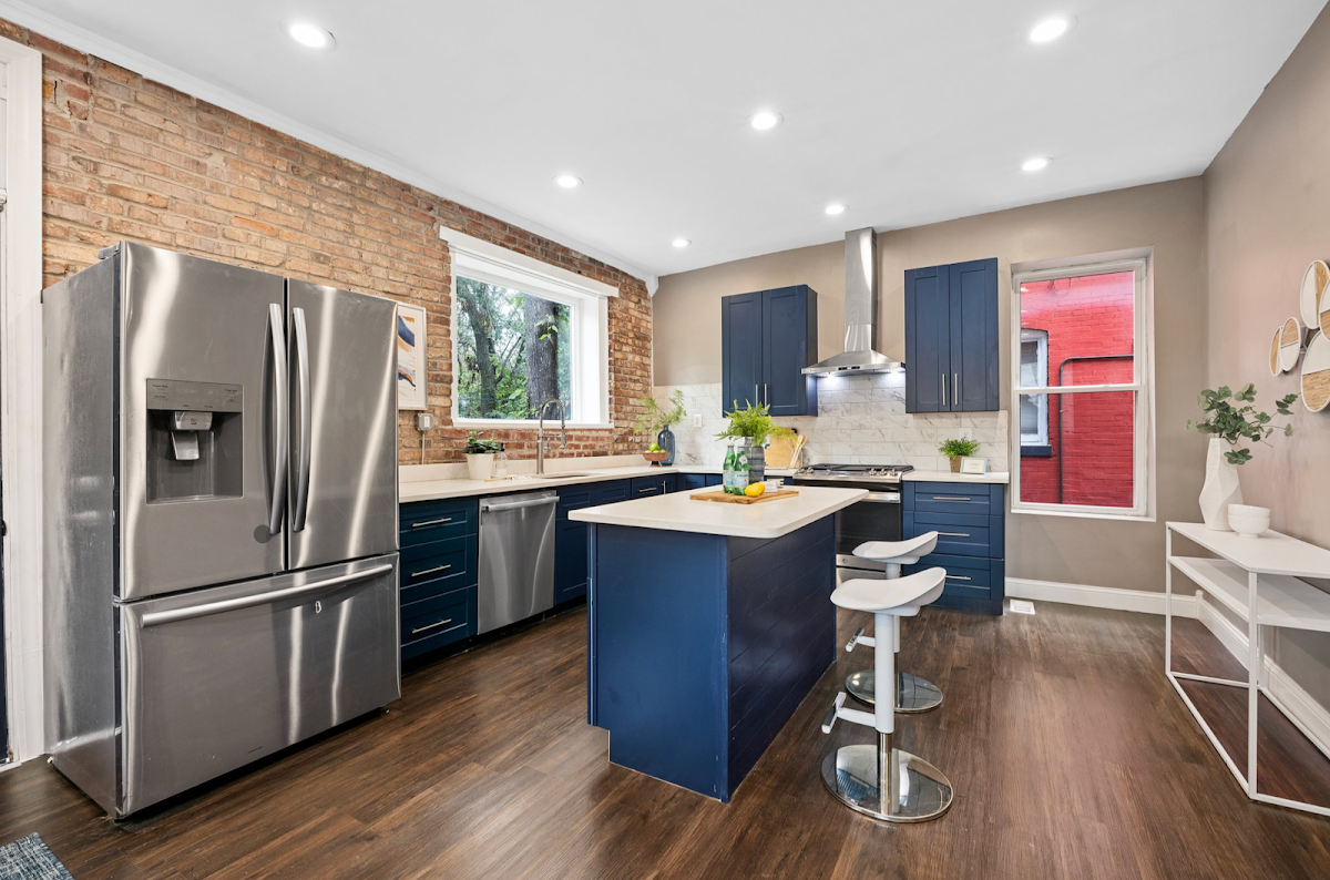 4920 Maple, after renovation, view 16