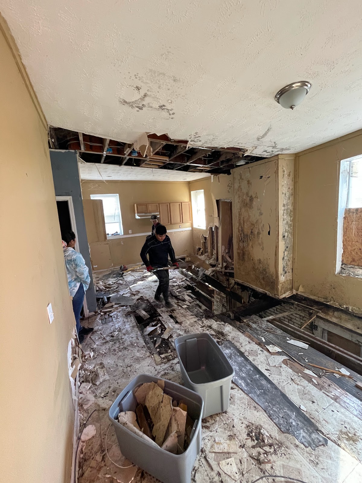 4920 Maple, before renovation, view 5