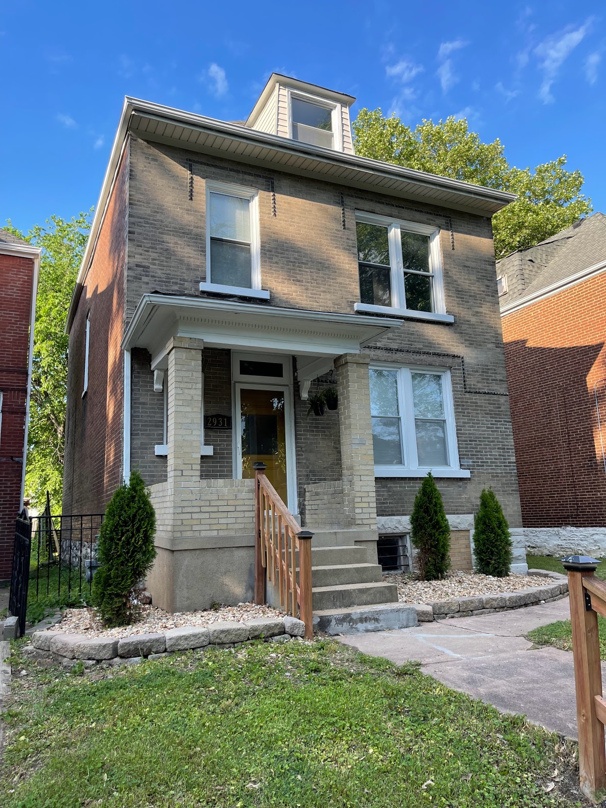 2931 Sullivan exterior after renovation
