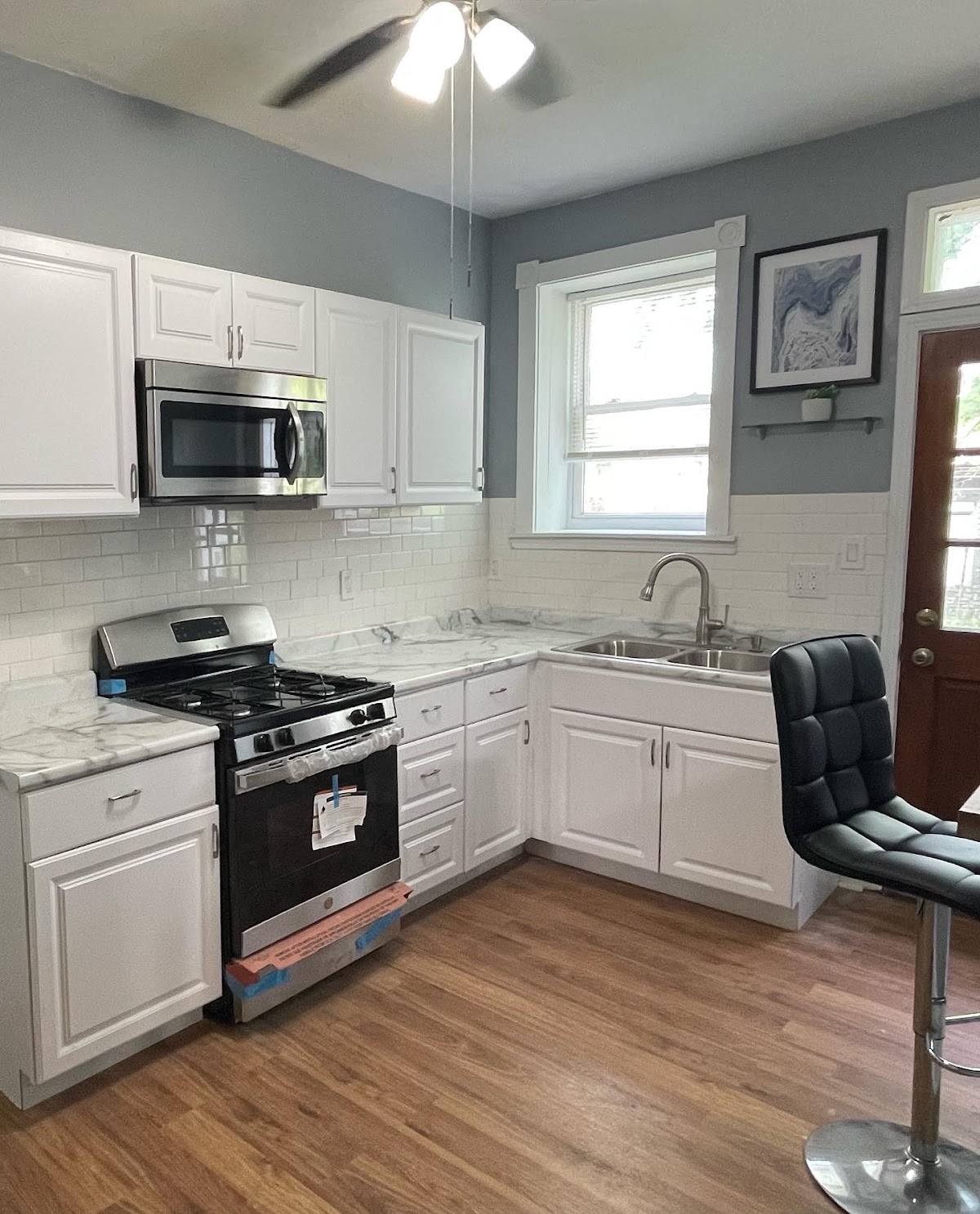 2931 Sullivan, after renovation, view 10
