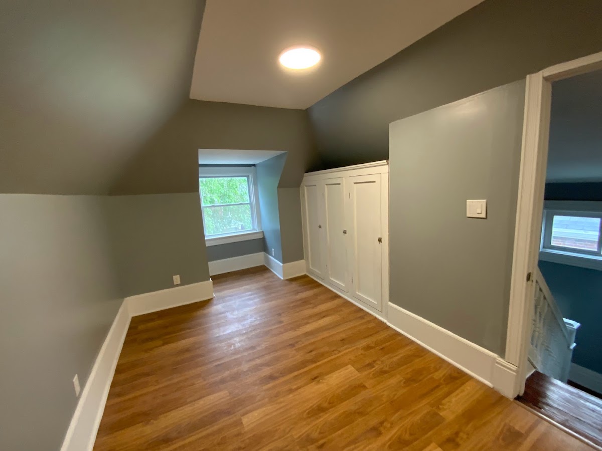 2931 Sullivan, after renovation, view 16